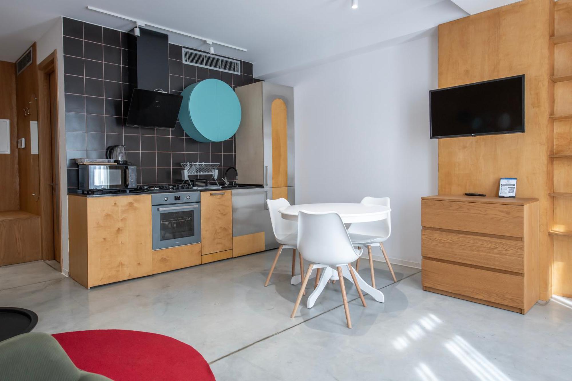 Serviced Designed By Urban 17 Apartment *