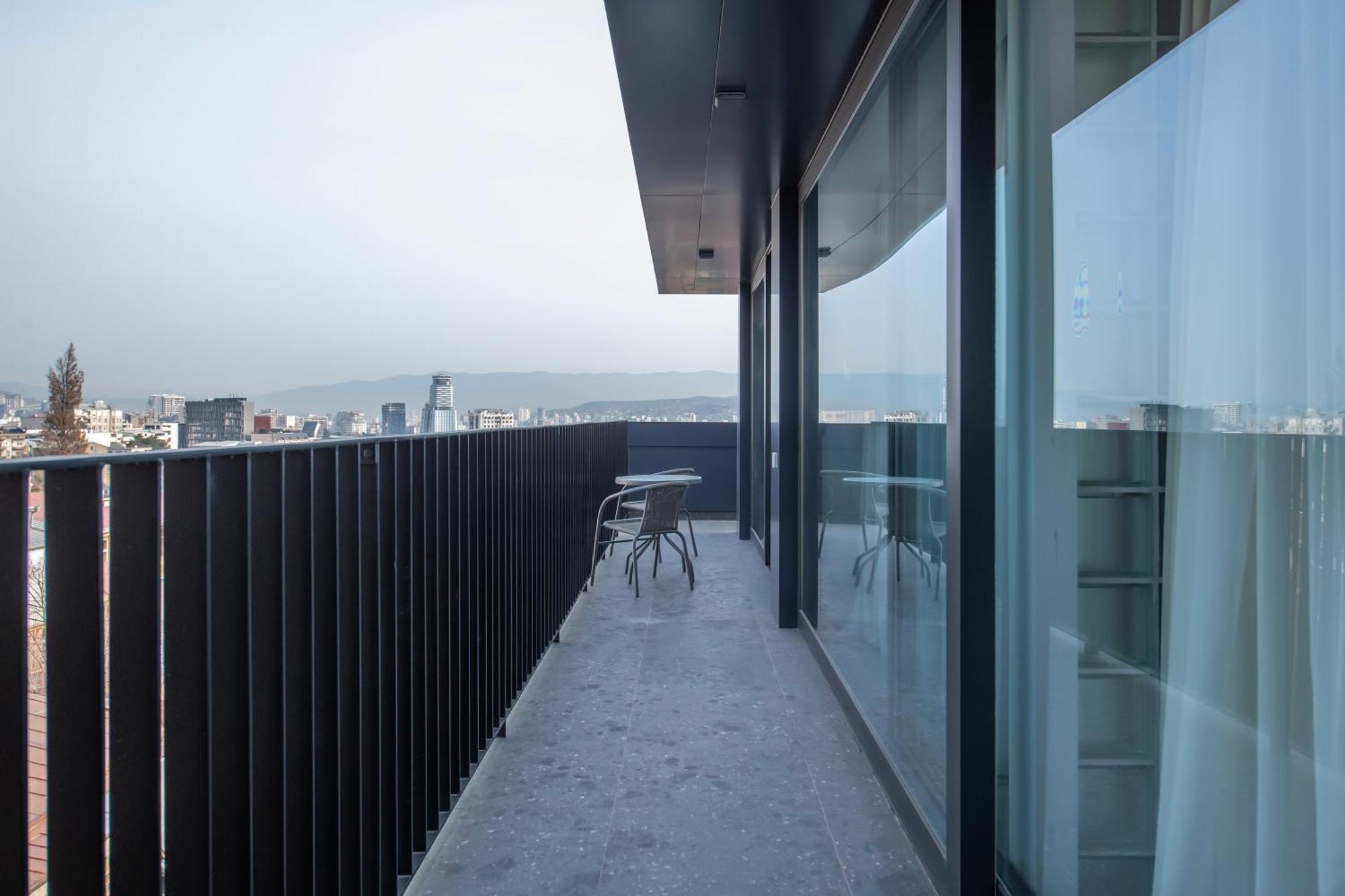Serviced Designed By Urban 17 Apartment Tbilisi